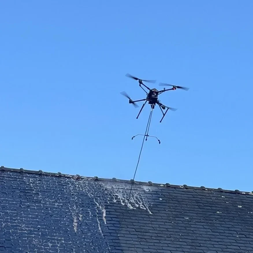 nettoyage toitures facades drone Drone R Solutions Bretagne